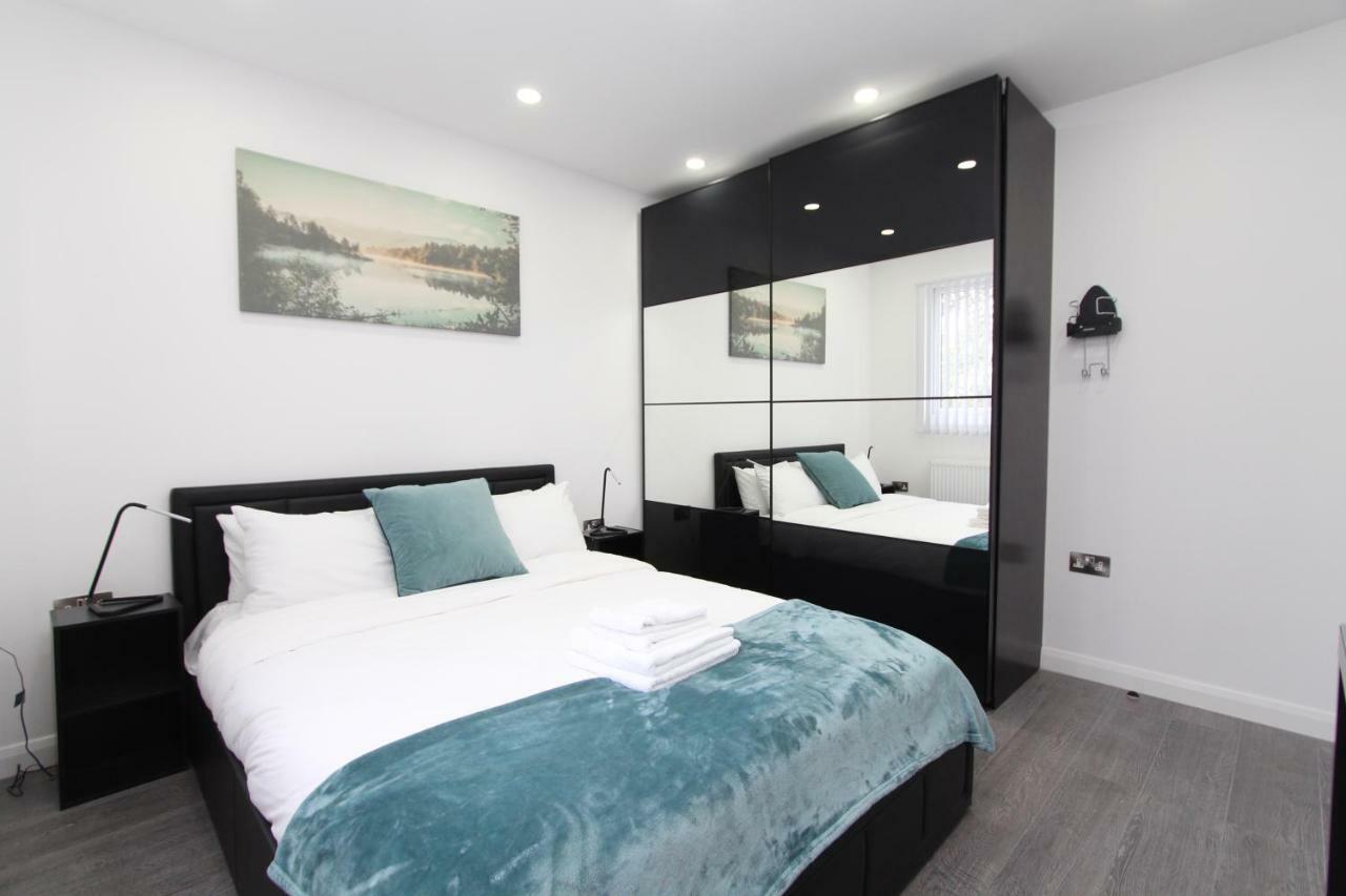 Bluegreen Suites Edgware Exterior photo